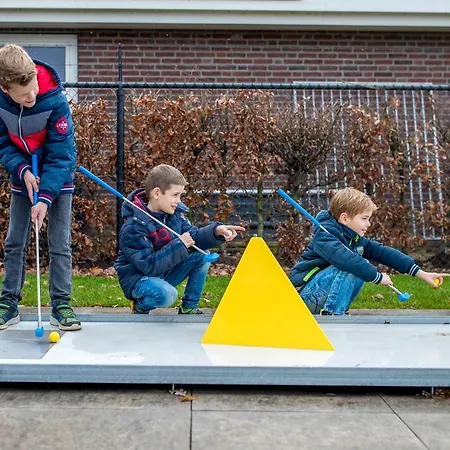 De Peelpoort 3*